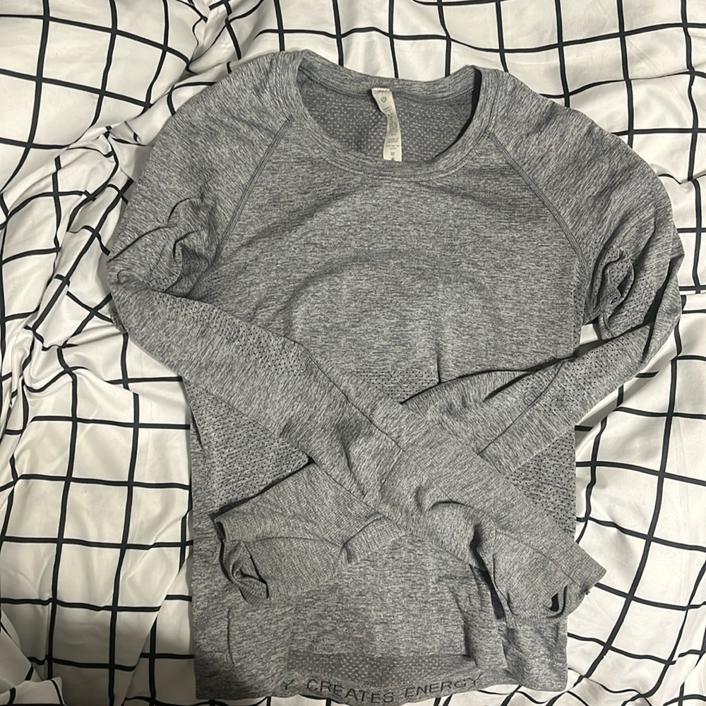 Lululemon swiftly tech long sleeve 2.0 (race length)